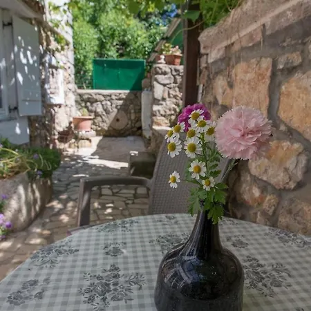 Loredana A2 * Veli Lošinj