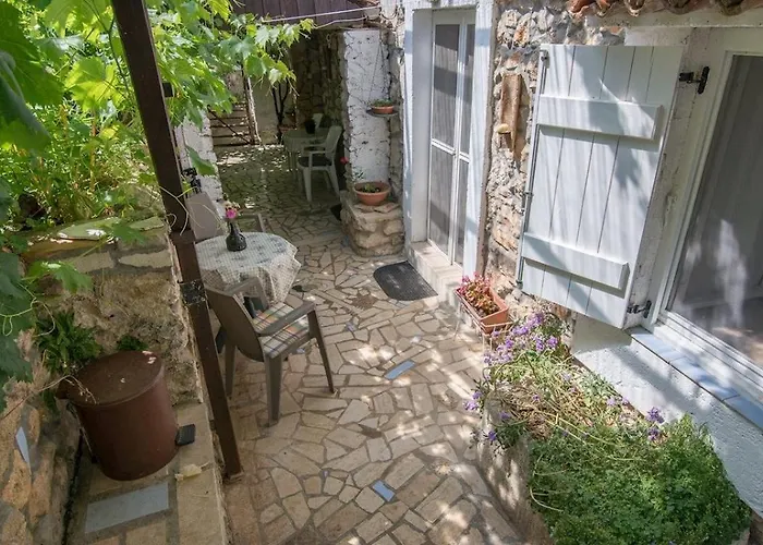 Appartement Loredana A2 *